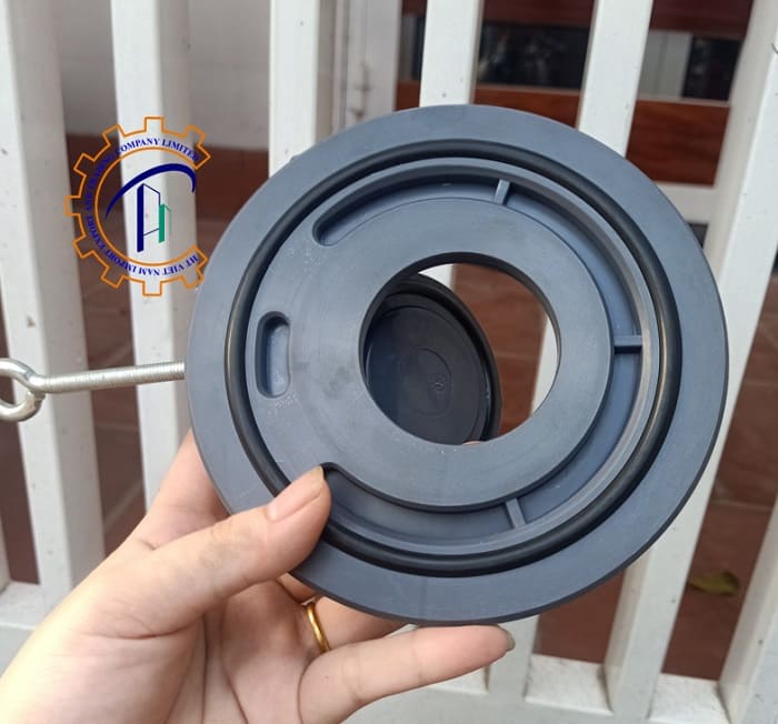 Van một chiều nhựa treo 12 van-mot-chieu-nhua-treo