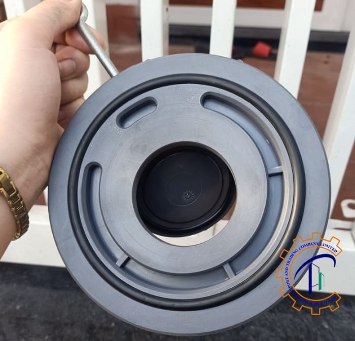 Van một chiều nhựa treo 13 van-mot-chieu-nhua-treo