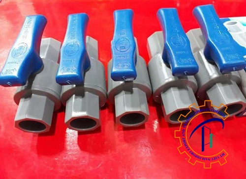 Van cầu PVC 12 ung-dung-van-cau
