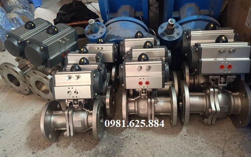 Van bi inox mặt bích Jis10K 15 van-bi-khi-nen
