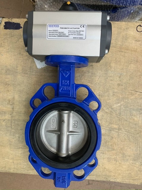 van-buom-dieu-khien-khi-nen