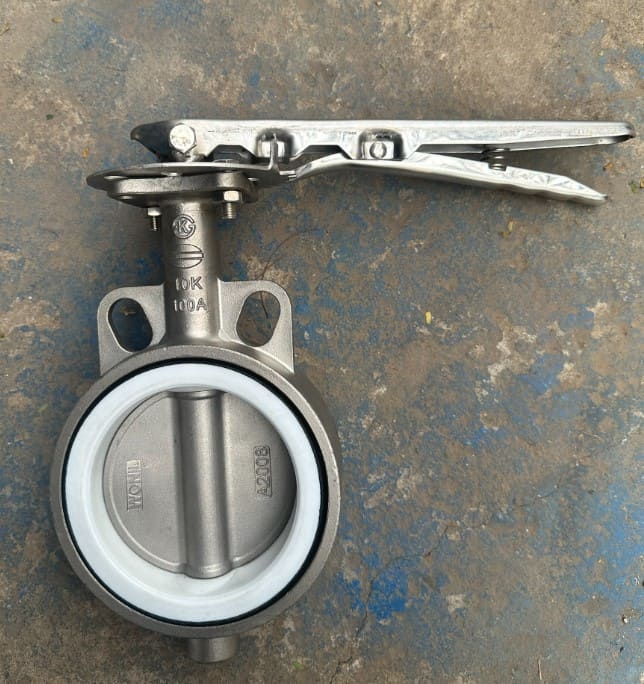 Van-buom-tay-kep-Wonil