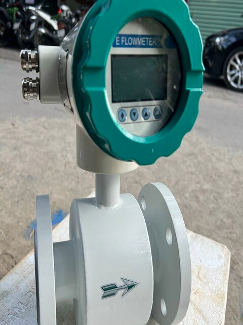 Các loại đồng hồ nước điện tử 14 dong-ho-do-nuoc-thai-dien-tu