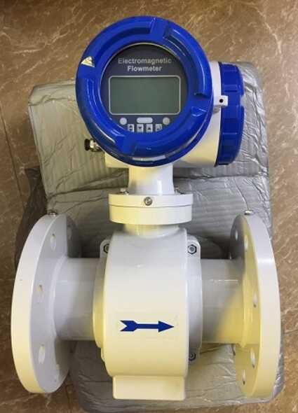 dong-ho-nuoc-thai-man-hinh-lien