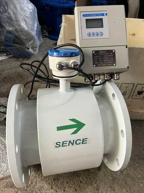 dong-ho-luu-luong-dien-tu-sence