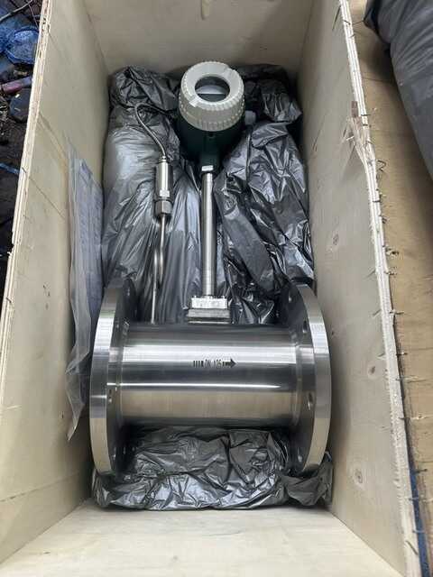 dong-ho-nuoc-dien-tu-sence-than-inox