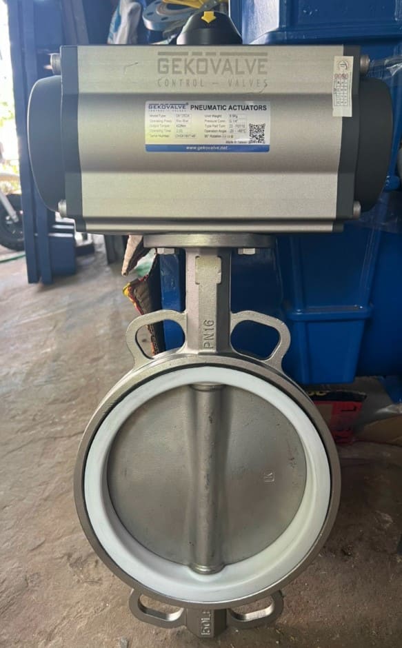 Van-buom-inox-dieu-khien-bang-khi-nen