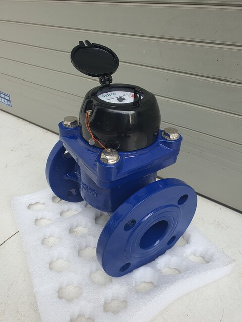 Đồng hồ nước thải sence 14 dong-ho-do-nuoc-thai-dang-co