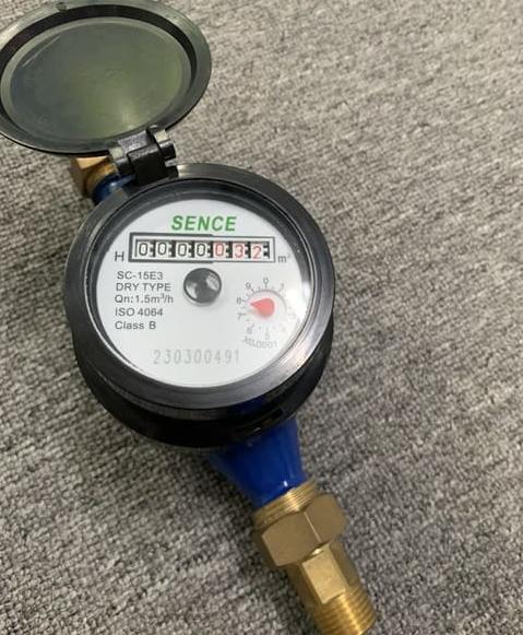 Đồng hồ nước lạnh sence 15 dong-ho-nuoc-lanh-sence-ket-noi-ren