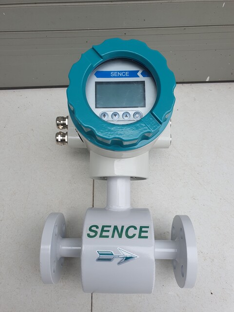 Đồng hồ đo nước thải sence 16 dong-ho-do-nuoc-sence-man-hinh-lien