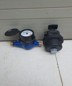 dong-ho-nuoc-lanh-sence-dang-co